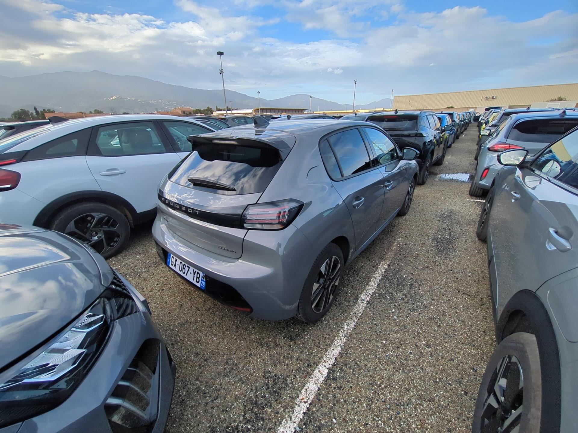 Peugeot 208 Hybrid 100 e-DCS6 Allure 2024
