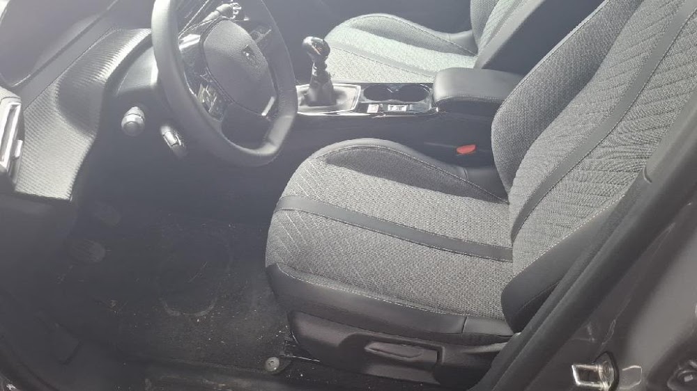 Foto Peugeot 208 12