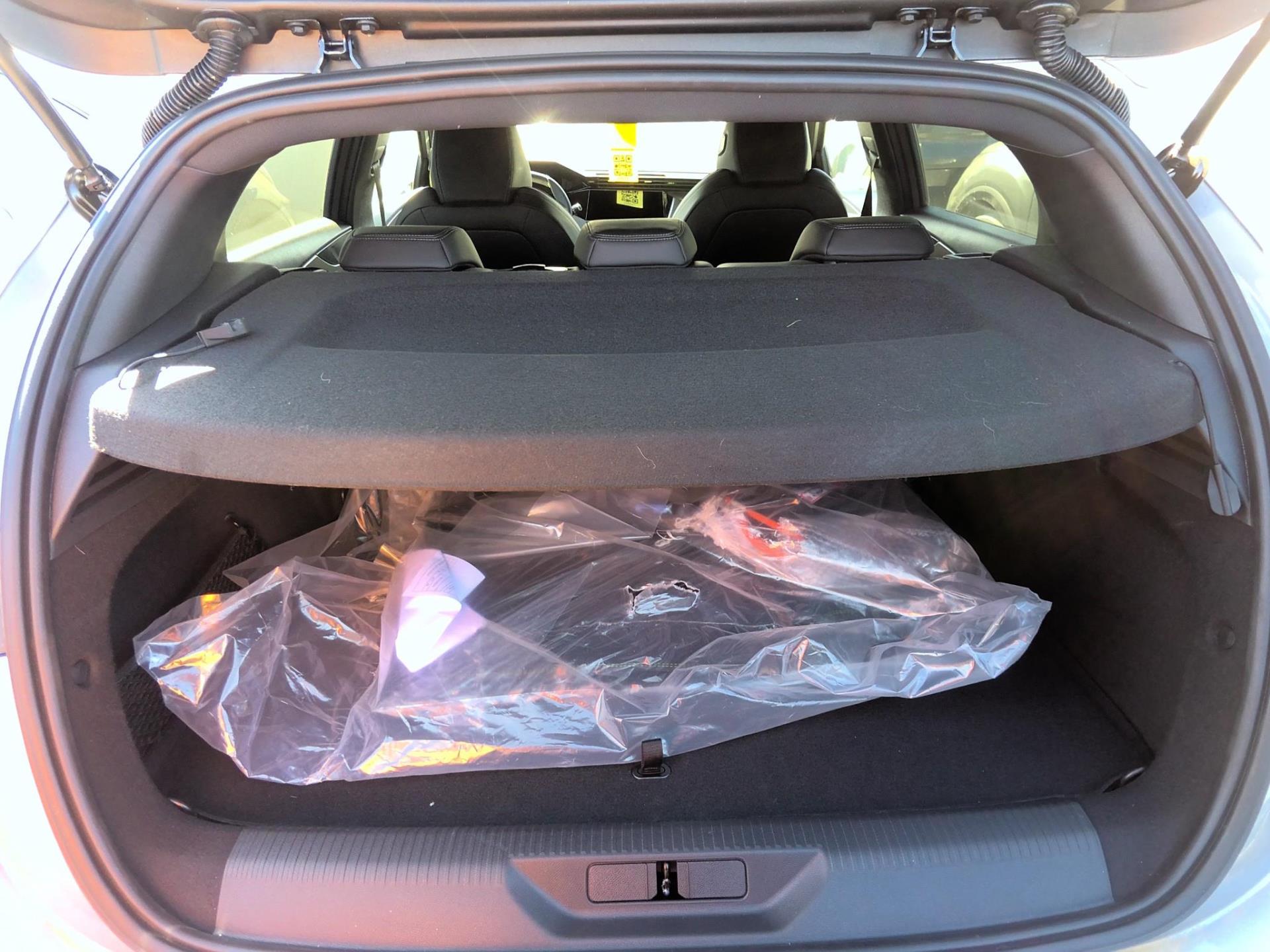 Peugeot 308 Plug-in Hybrid 195 ch e-DCS7 GT 2025