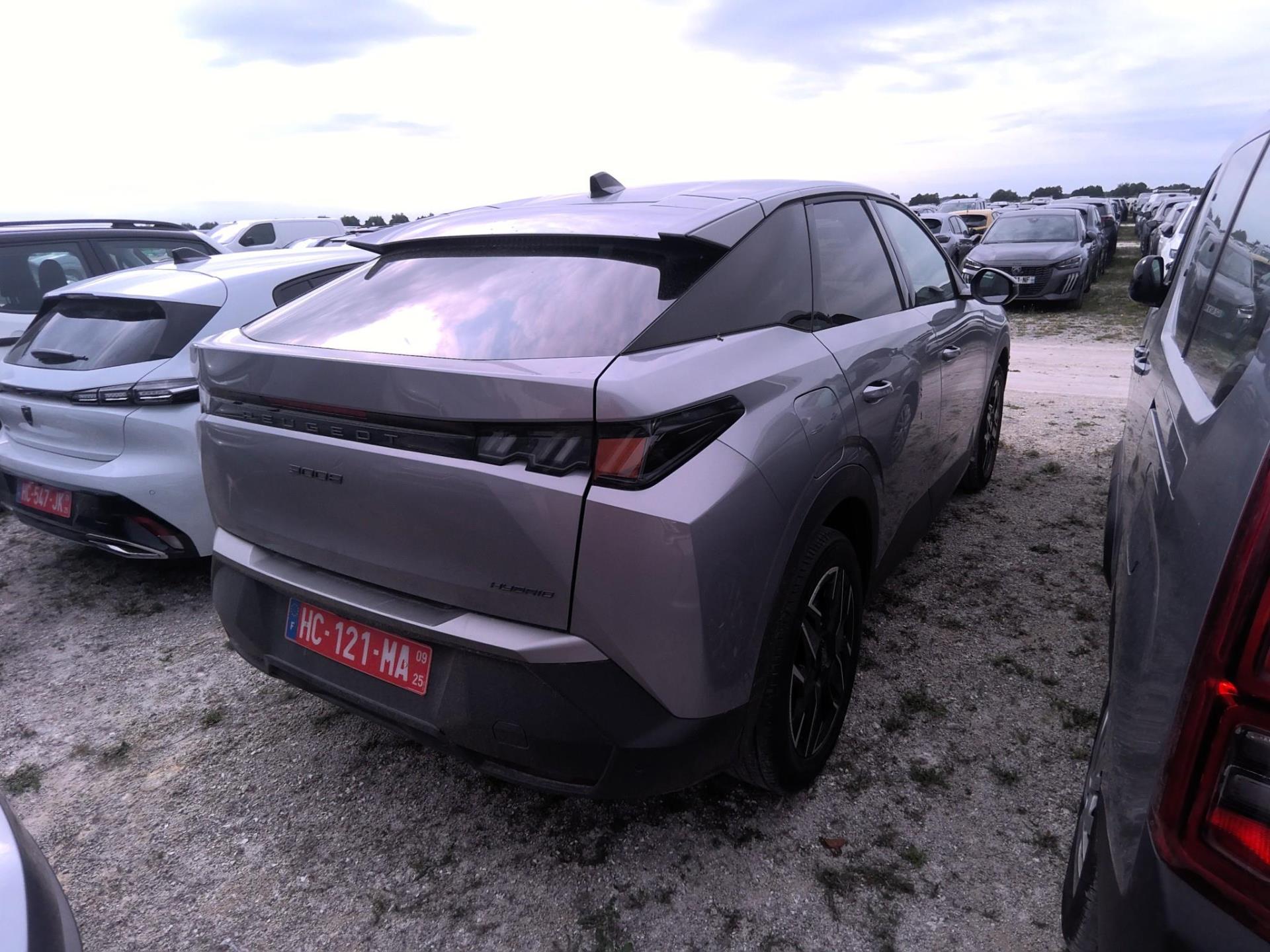 Peugeot 3008 Hybrid 145 e-DCS6 Allure 2025