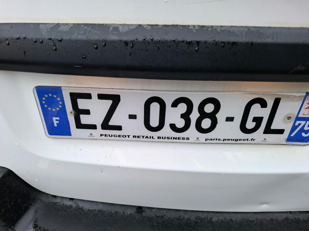 Peugeot EXPERT FGN TOLE STANDARD 2.0  BLUEHDI 120 S&S BVM6 PREMIUM 2018