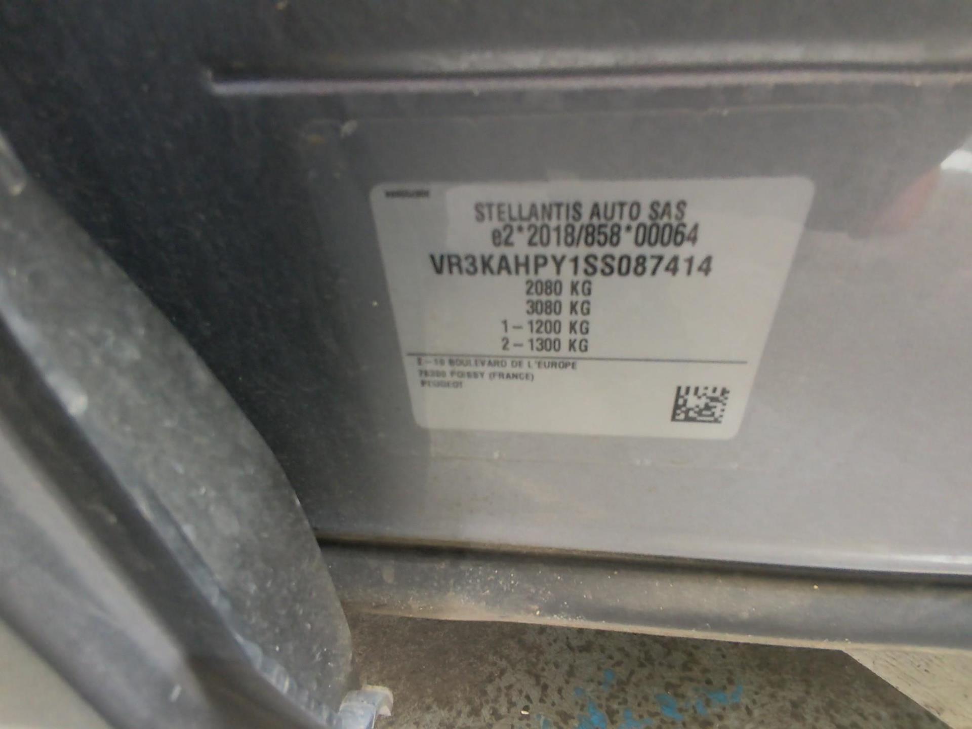 Peugeot 3008 Hybrid 145 e-DCS6 GT 2025