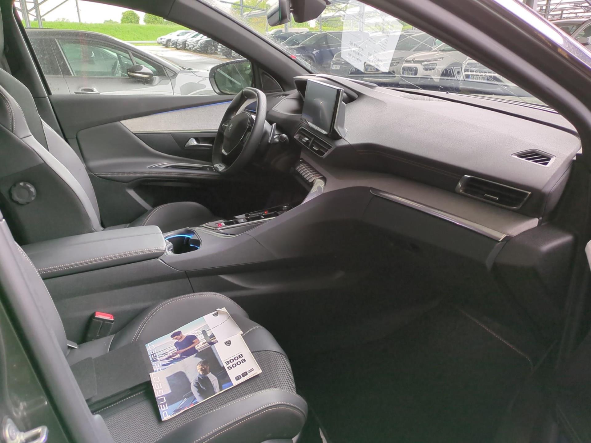 Peugeot 3008 BlueHDi 130ch S&S EAT8 GT 2023