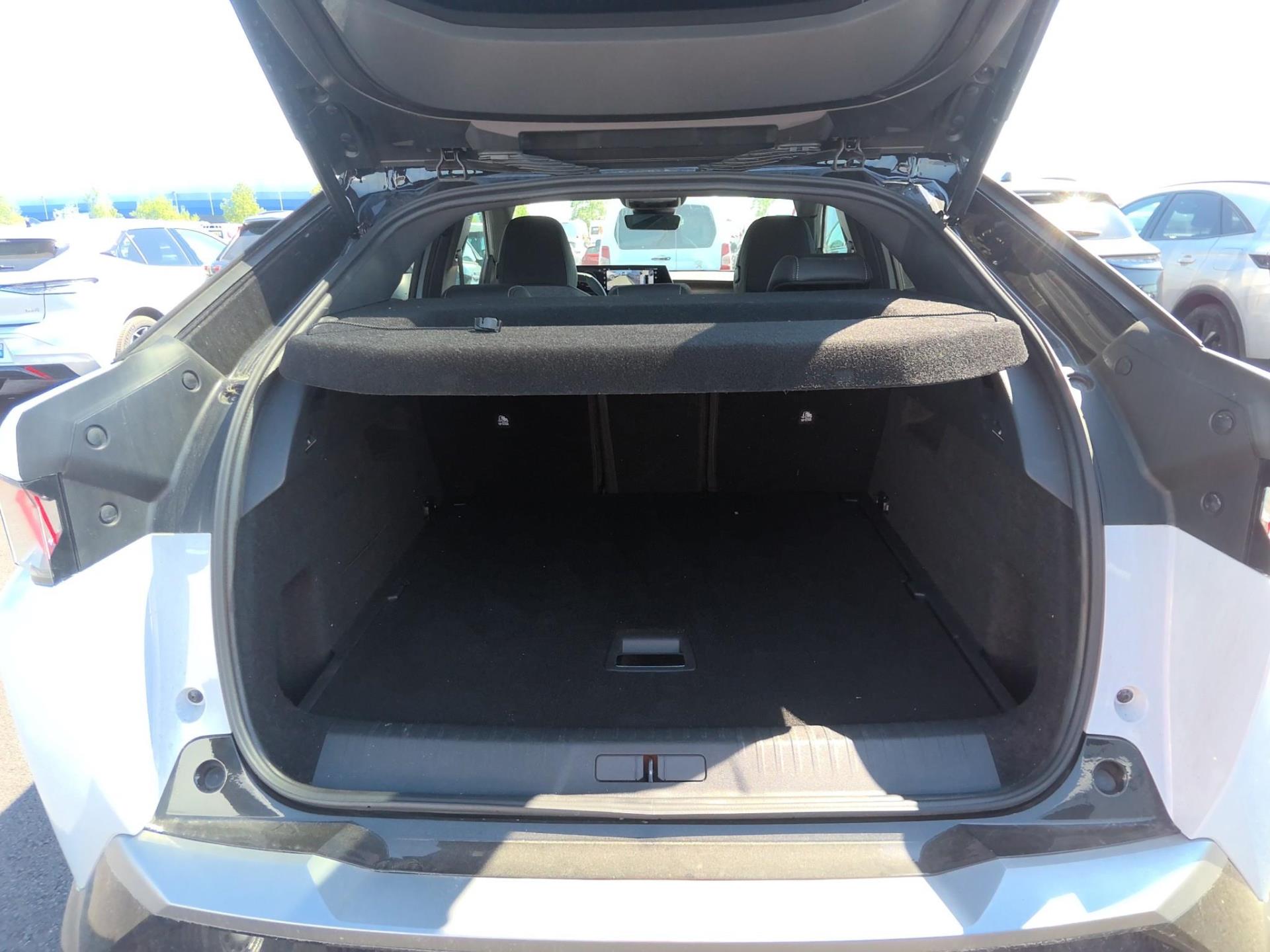 Peugeot 3008 Electrique 73 kWh 210 ch GT 2024