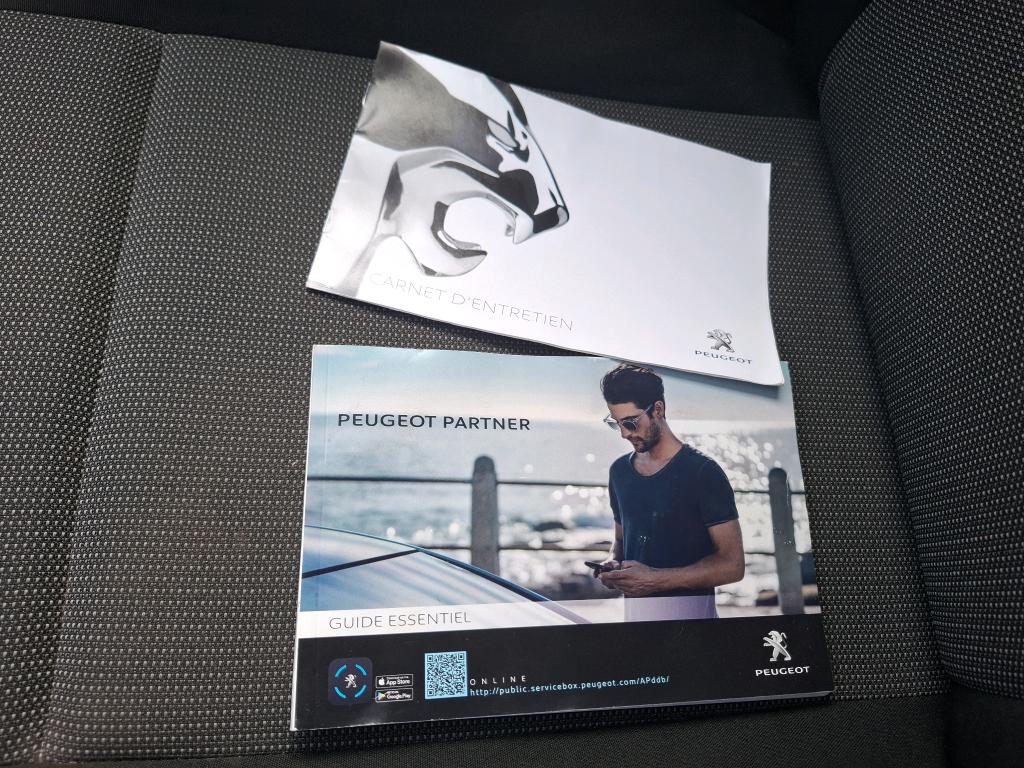 Peugeot PARTNER FOURGON STANDARD 650 KG BLUEHDI 100 S&S BVM5 ASPHALT 2020