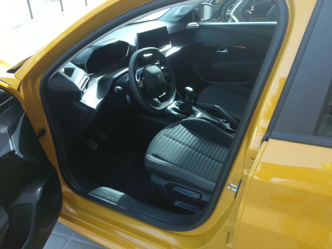 Foto Peugeot 208 3