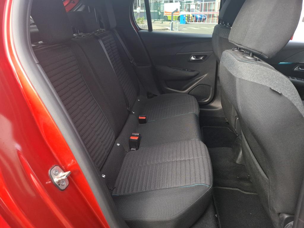 Peugeot 208 PureTech 100 S&S EAT8 Style 2023