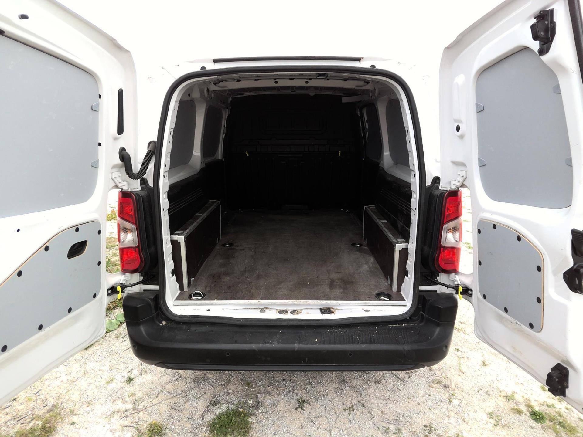 Citroen BERLINGO VAN TAILLE XL 950KG BLUEHDI 100 S&S BVM6 2024