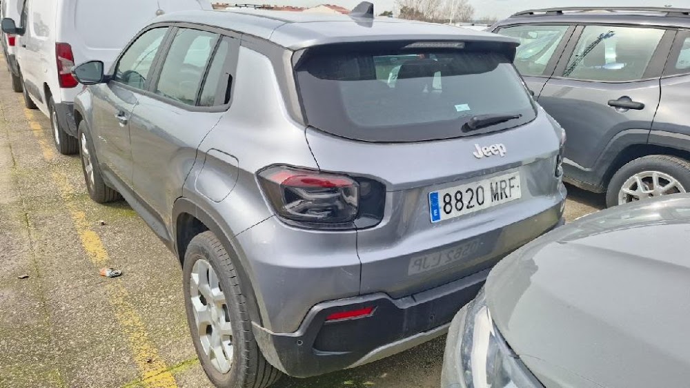 Foto Jeep AVENGER 9