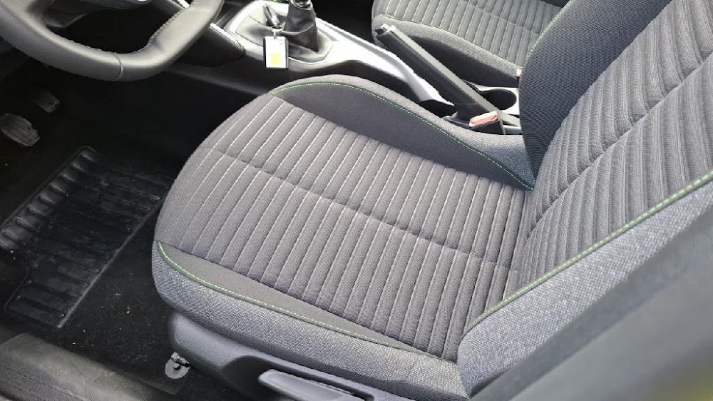 Foto Peugeot 208 9