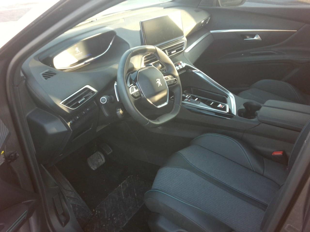 Foto Peugeot 3008 Plug-in Hybrid 3