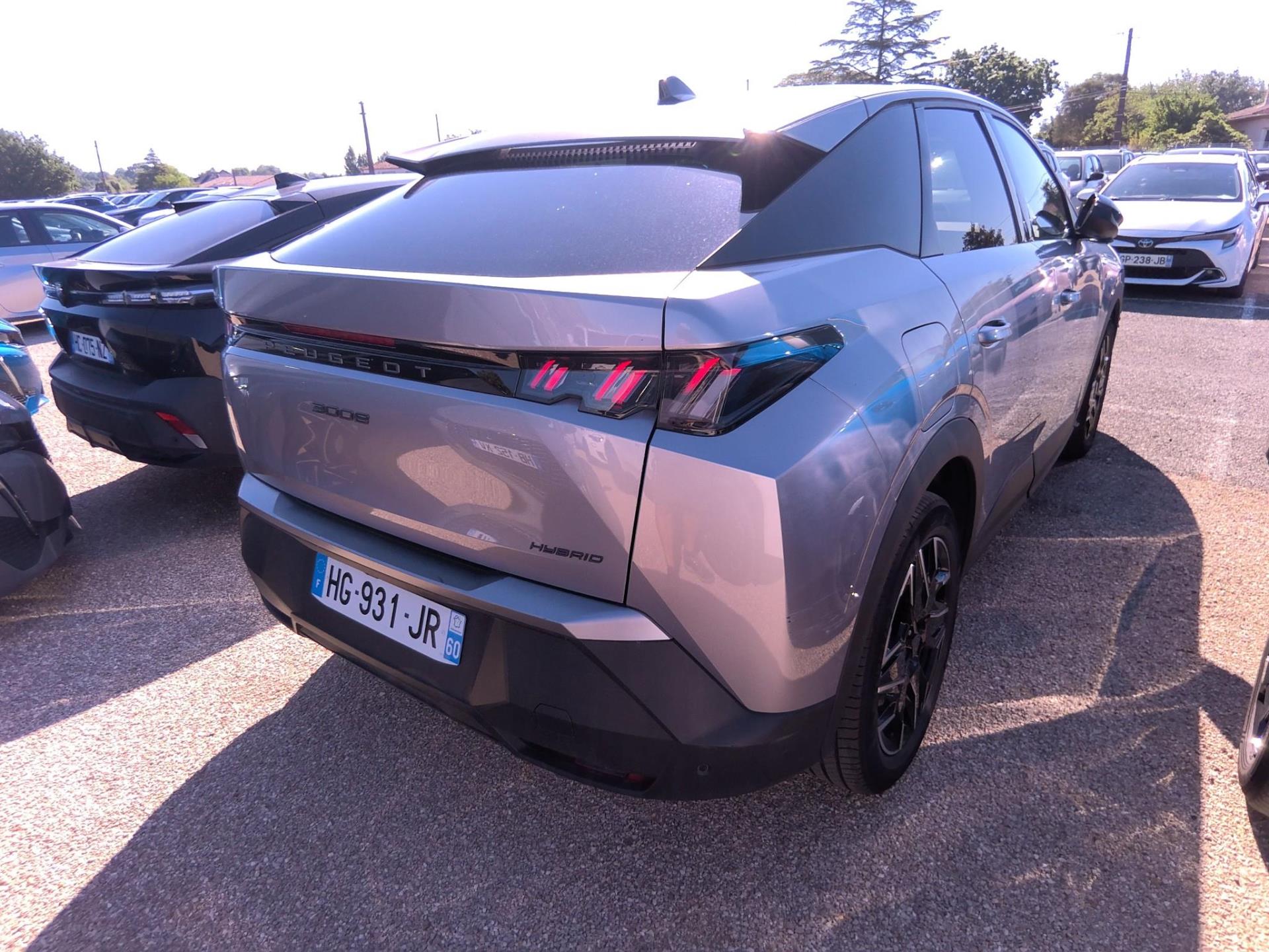 Peugeot 3008 Hybrid 145 e-DCS6 Allure 2025