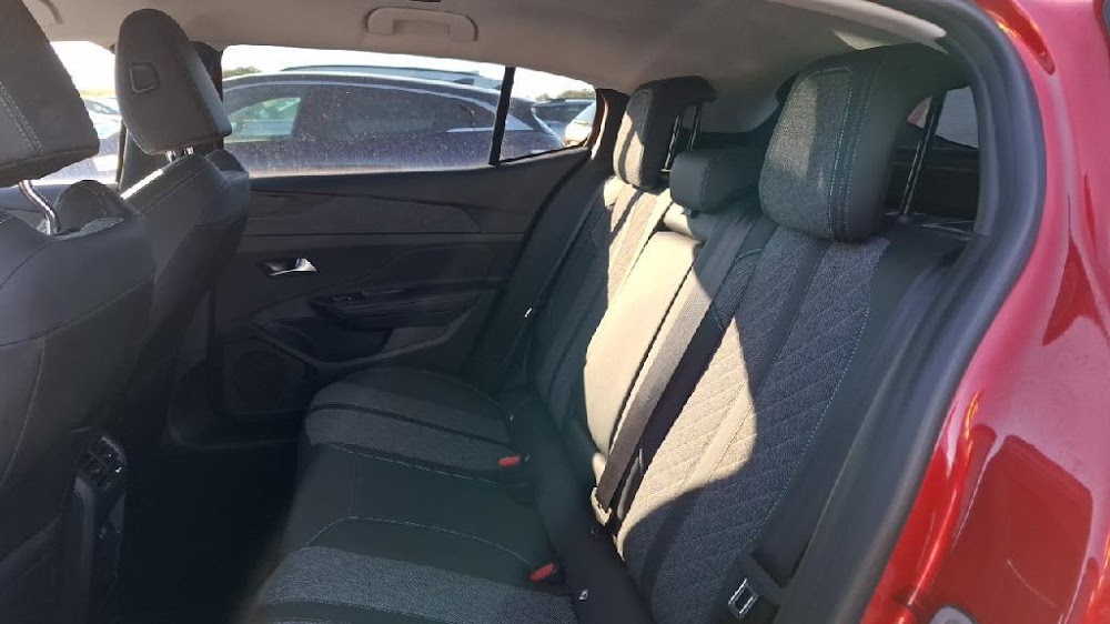 Foto Peugeot 408 9