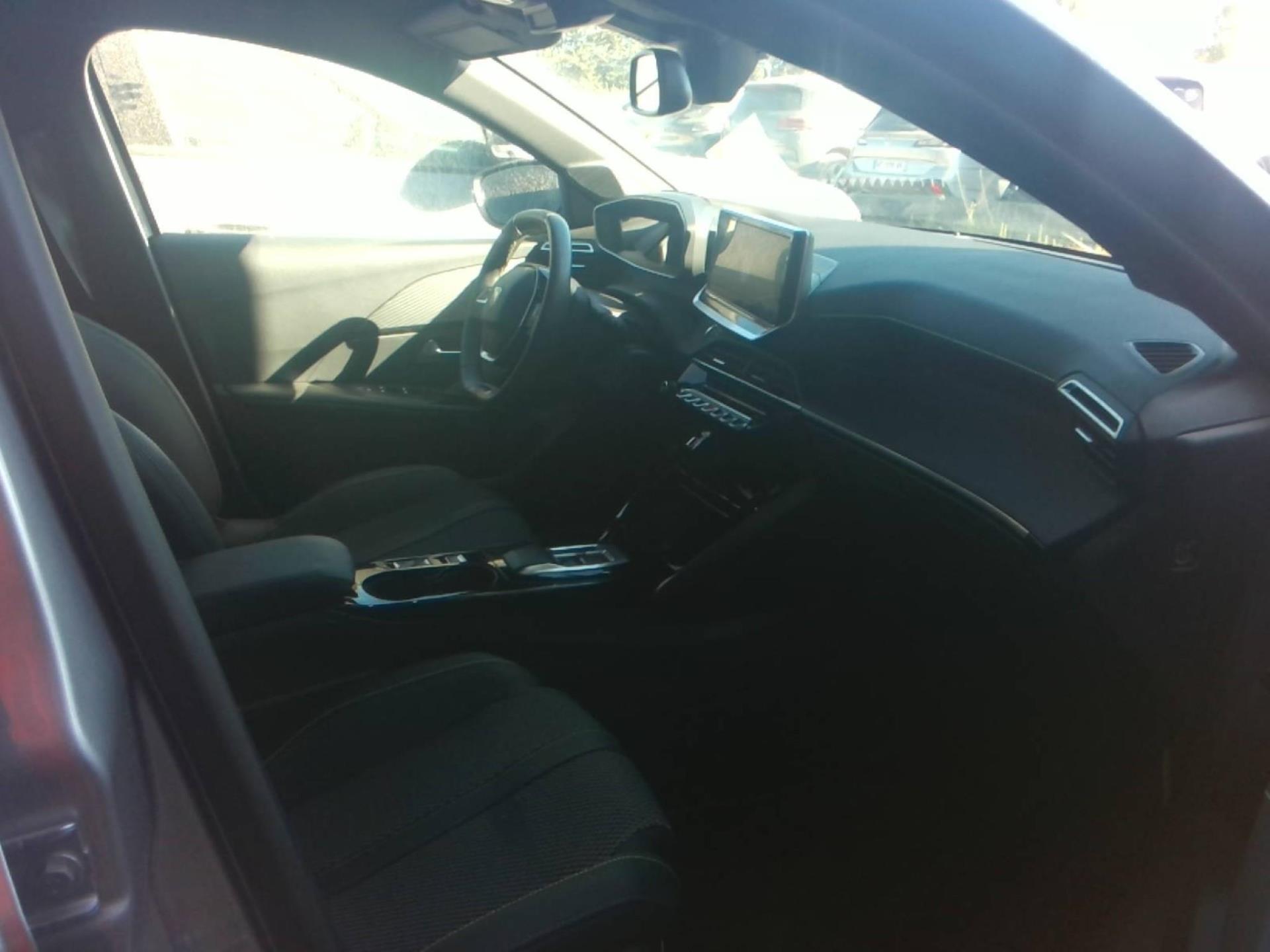 Peugeot 208 Hybrid 145 ch e-DCS6 GT 2026