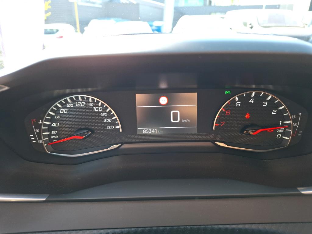 Peugeot 2008 BlueHDi 110 S&S BVM6 Active Business 2021