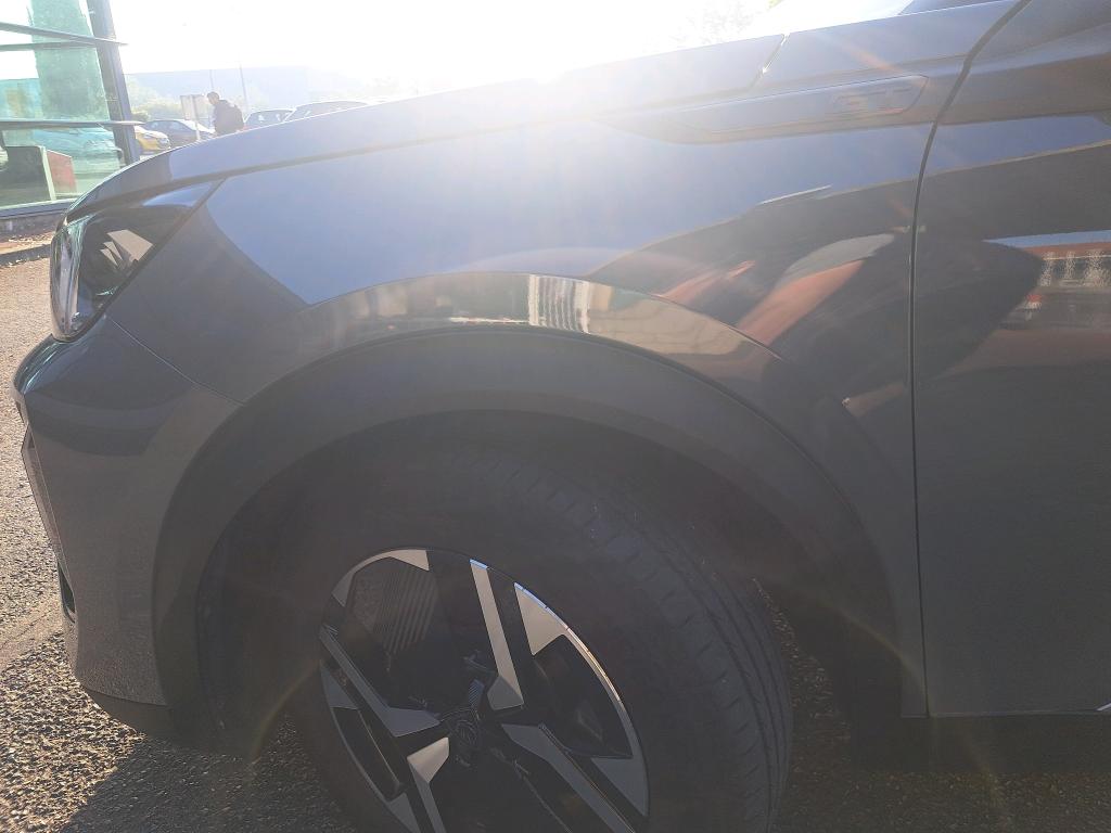 Peugeot 2008 Hybrid 136 e-DCS6 GT 2025