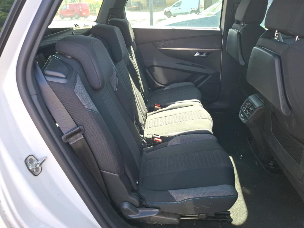 Peugeot 5008 PureTech 130ch S&S EAT8 Active Pack 2022