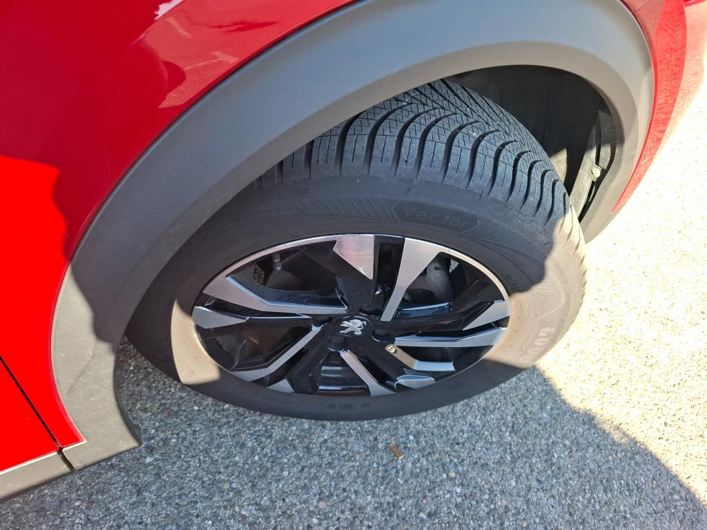Peugeot 2008 PureTech 130 S&S EAT8 GT 2022