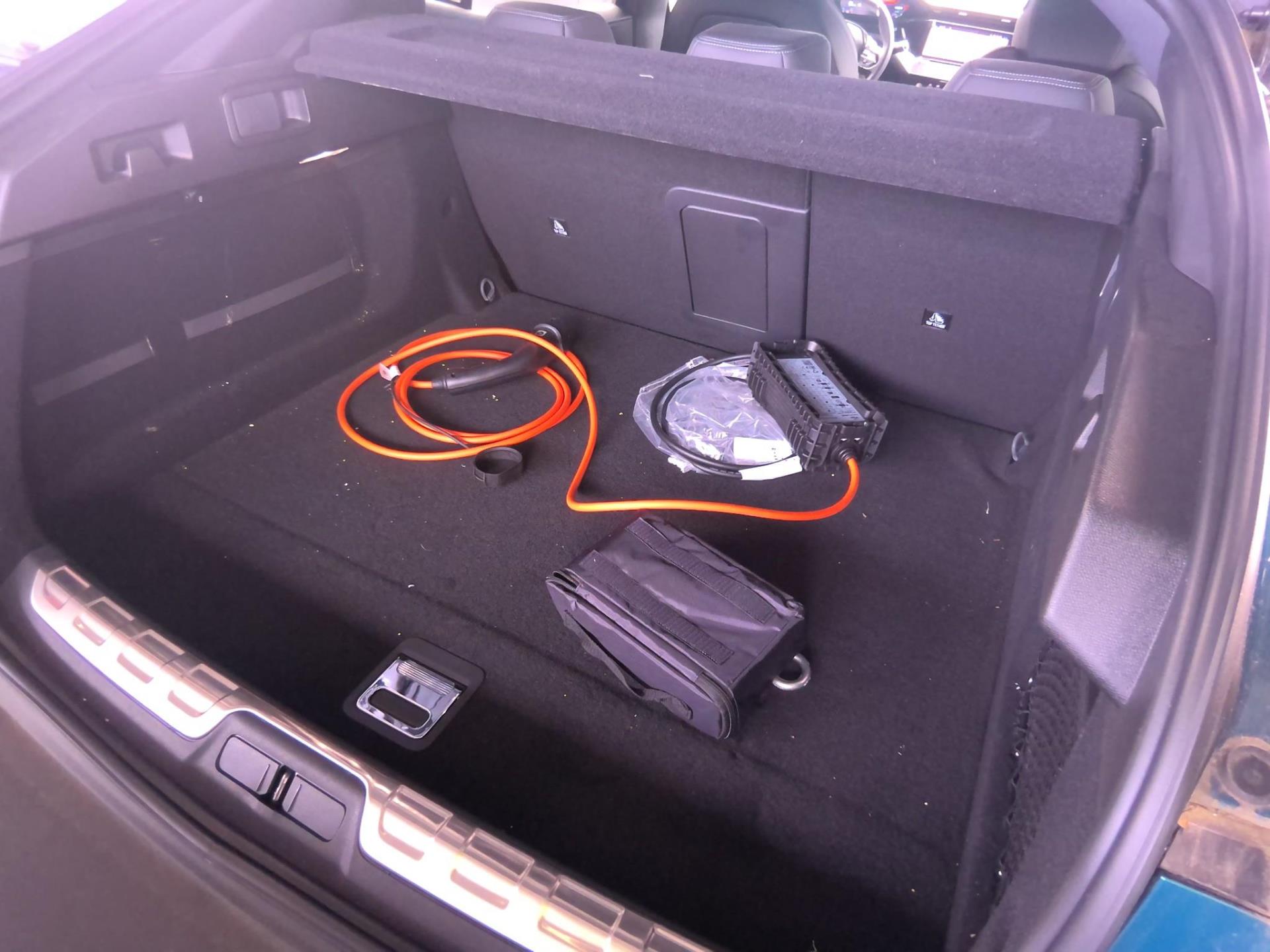 Peugeot 408 PHEV 225 e-EAT8 GT 2023