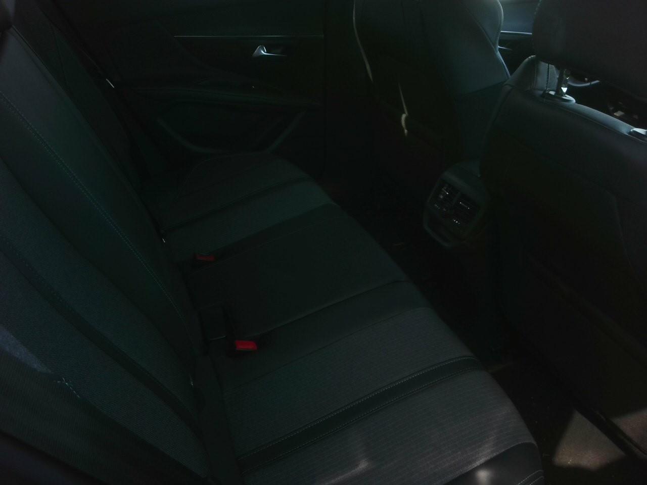 Foto Peugeot 3008 11
