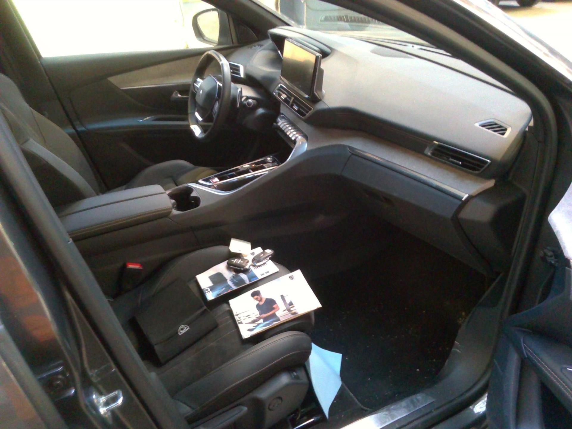 Peugeot 3008 Hybrid 136 e-DCS6 GT 2023