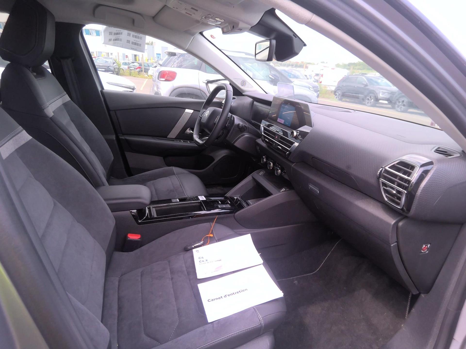 Citroen C4 BlueHDi 130 S&S EAT8 Shine Pack 2023