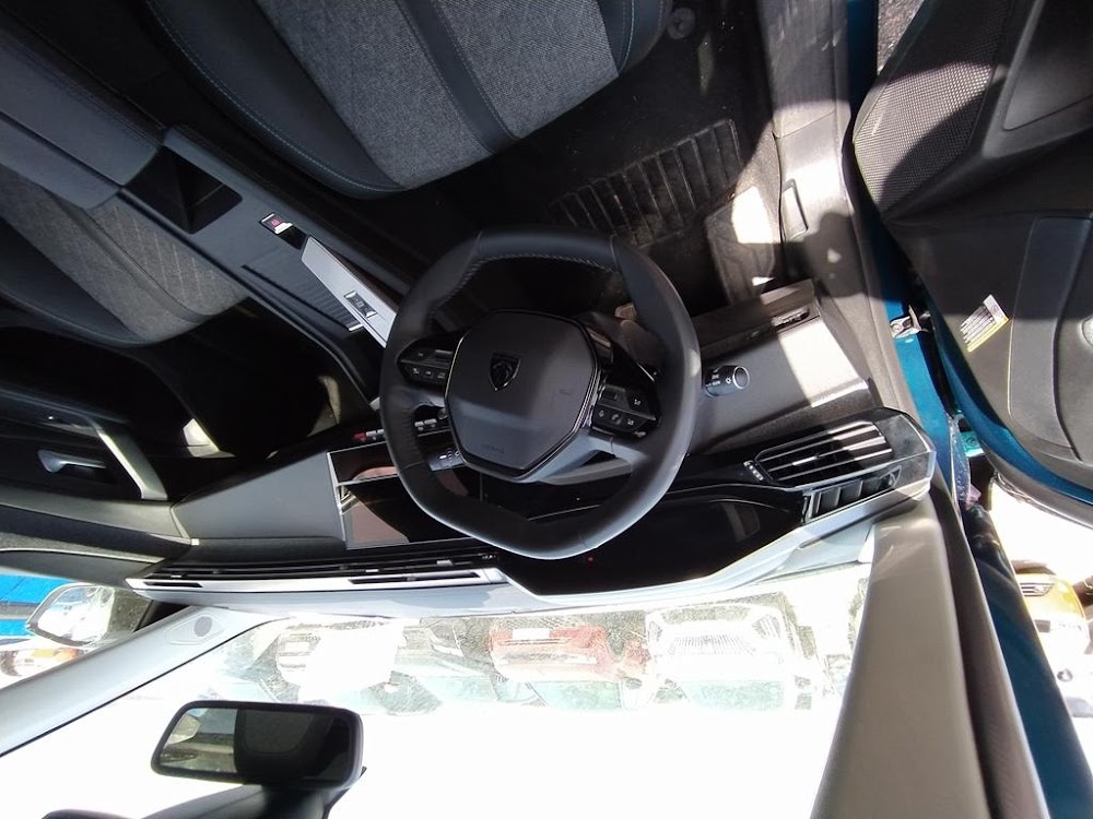 Foto Peugeot 408 14