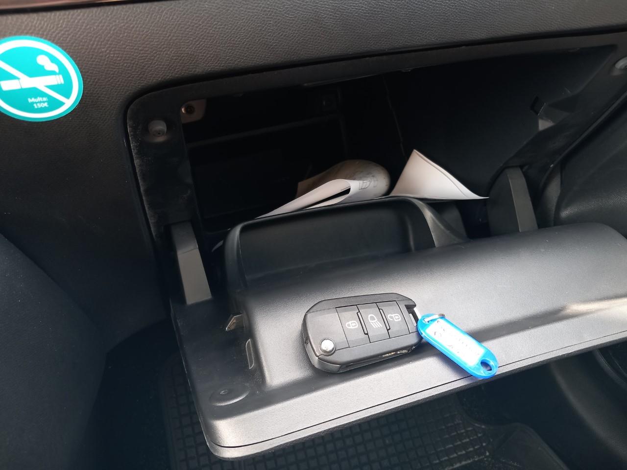 Foto Peugeot 308 8
