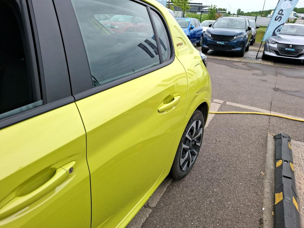 Peugeot 208 100 S&S BVM6 Style 2025