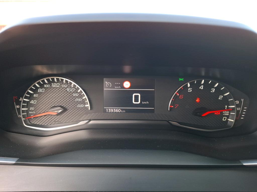 Peugeot 208 BlueHDi 100 S&S BVM6 Active Pack 2022