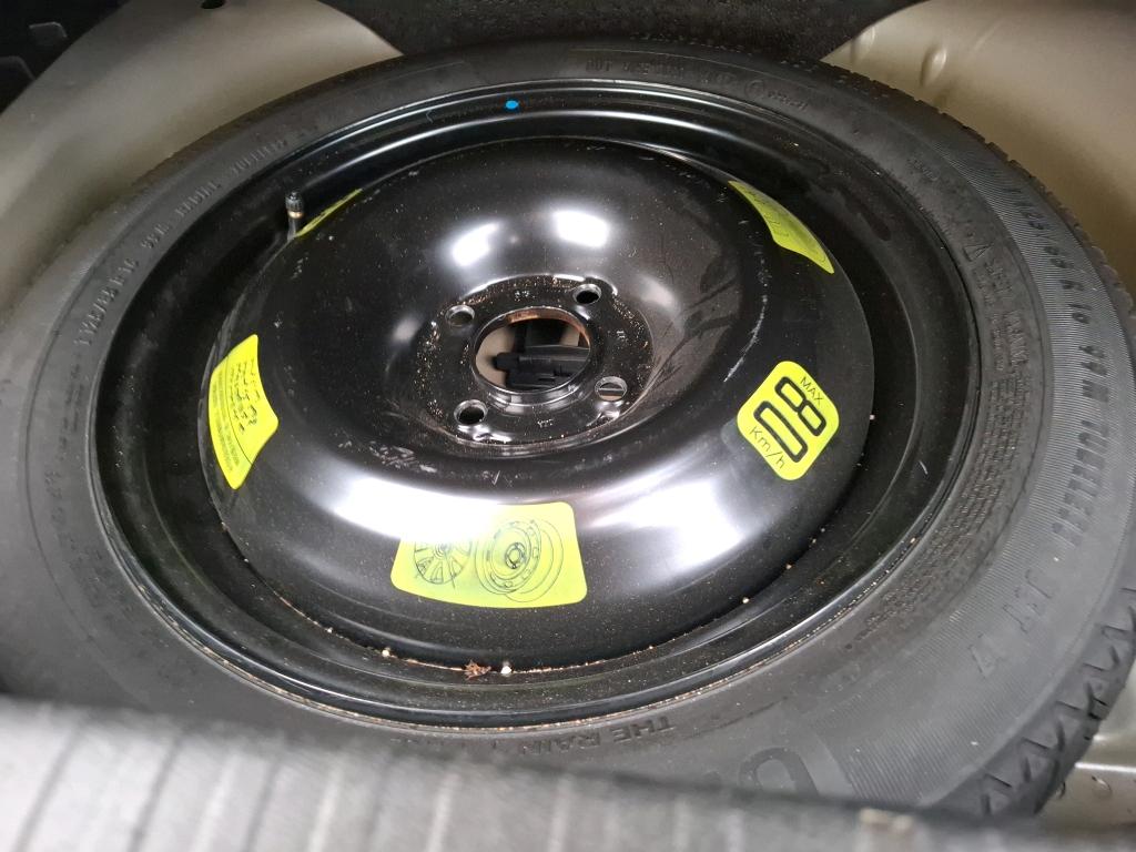 Citroen C4 SOCIETE BLUEHDI 110 S&S BVM6 FEEL NAV BUSINESS R 2021