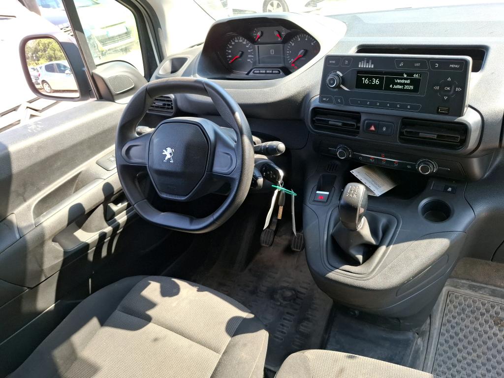 Peugeot PARTNER FOURGON STANDARD 650 KG BLUEHDI 100 S&S BVM5 PREMIUM 2020