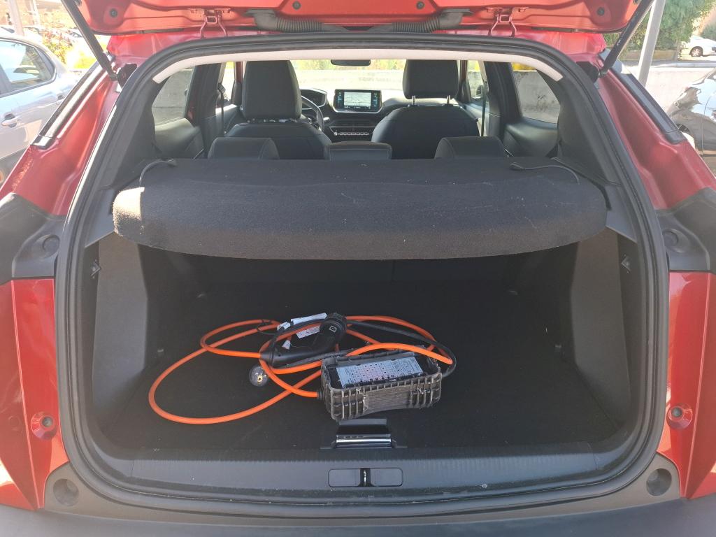 Peugeot 2008 Electrique 136 ch Roadtrip 2022