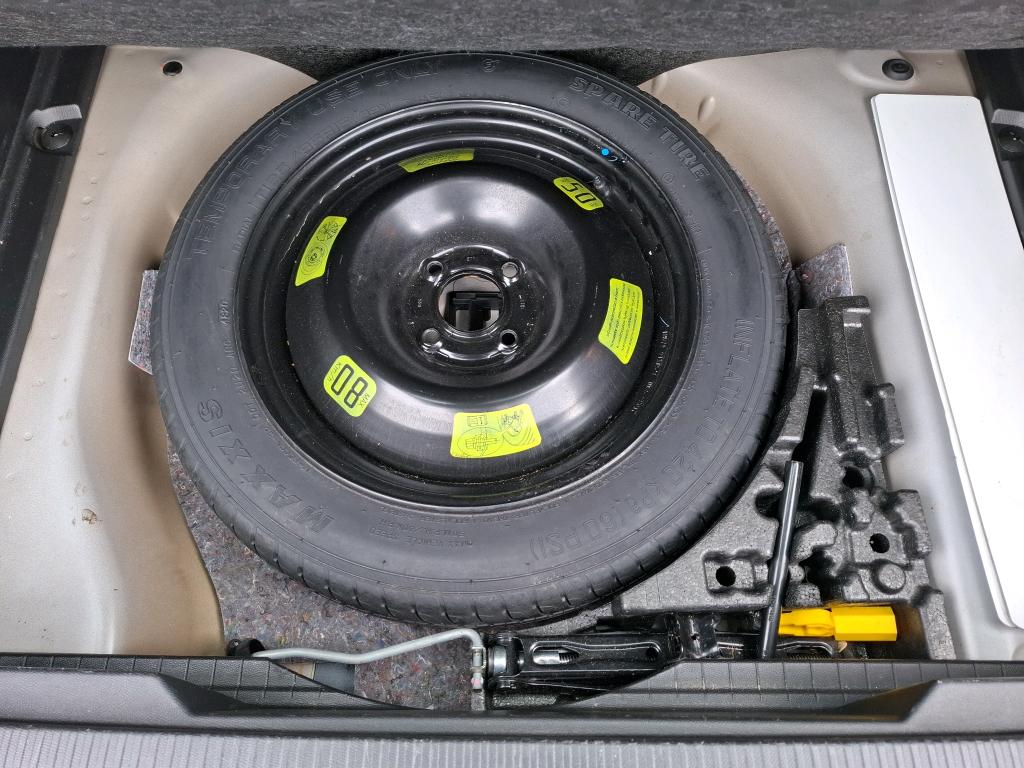 Peugeot 2008 BlueHDi 110 S&S BVM6 Active Business 2021