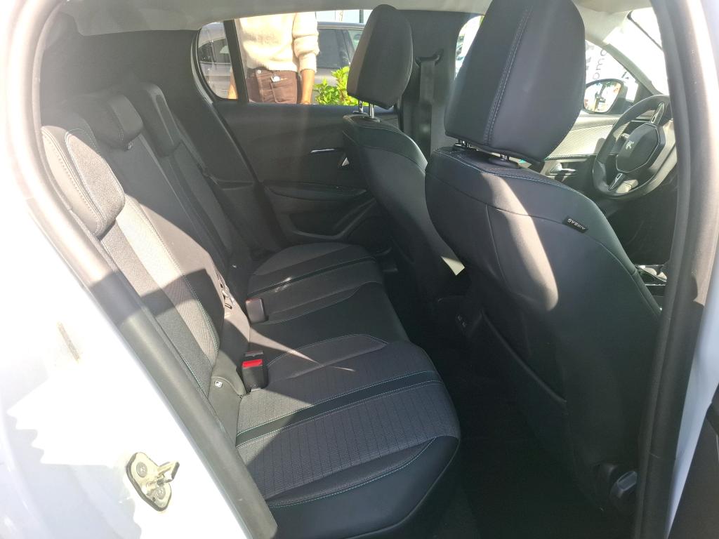 Peugeot 208 BlueHDi 100 S&S BVM6 Allure Business 2021