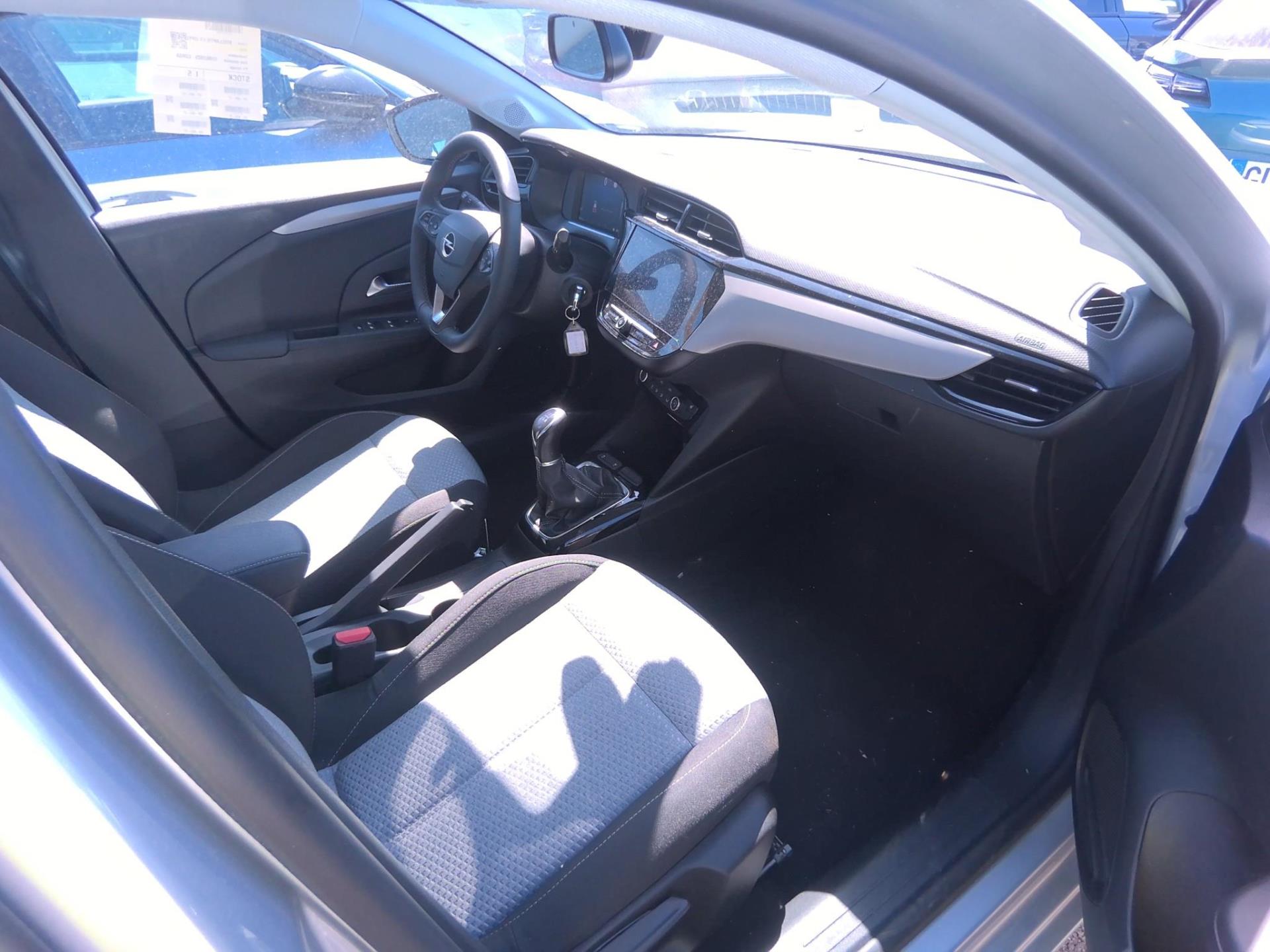 Opel Corsa 1.2 75 ch BVM5  2024