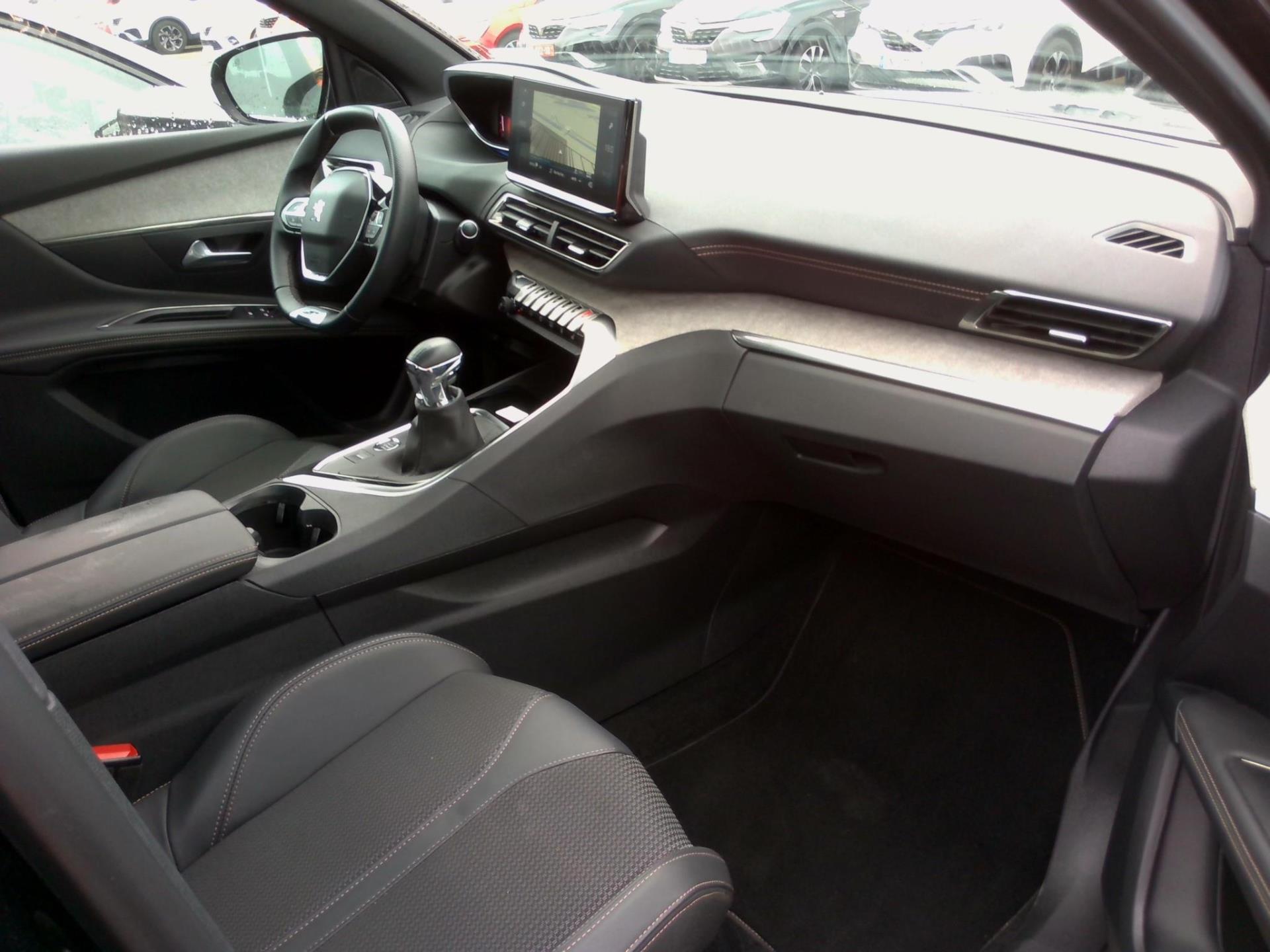 Peugeot 3008 PureTech 130ch S&S BVM6 GT 2023