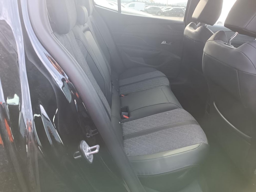 Foto Peugeot 408 9