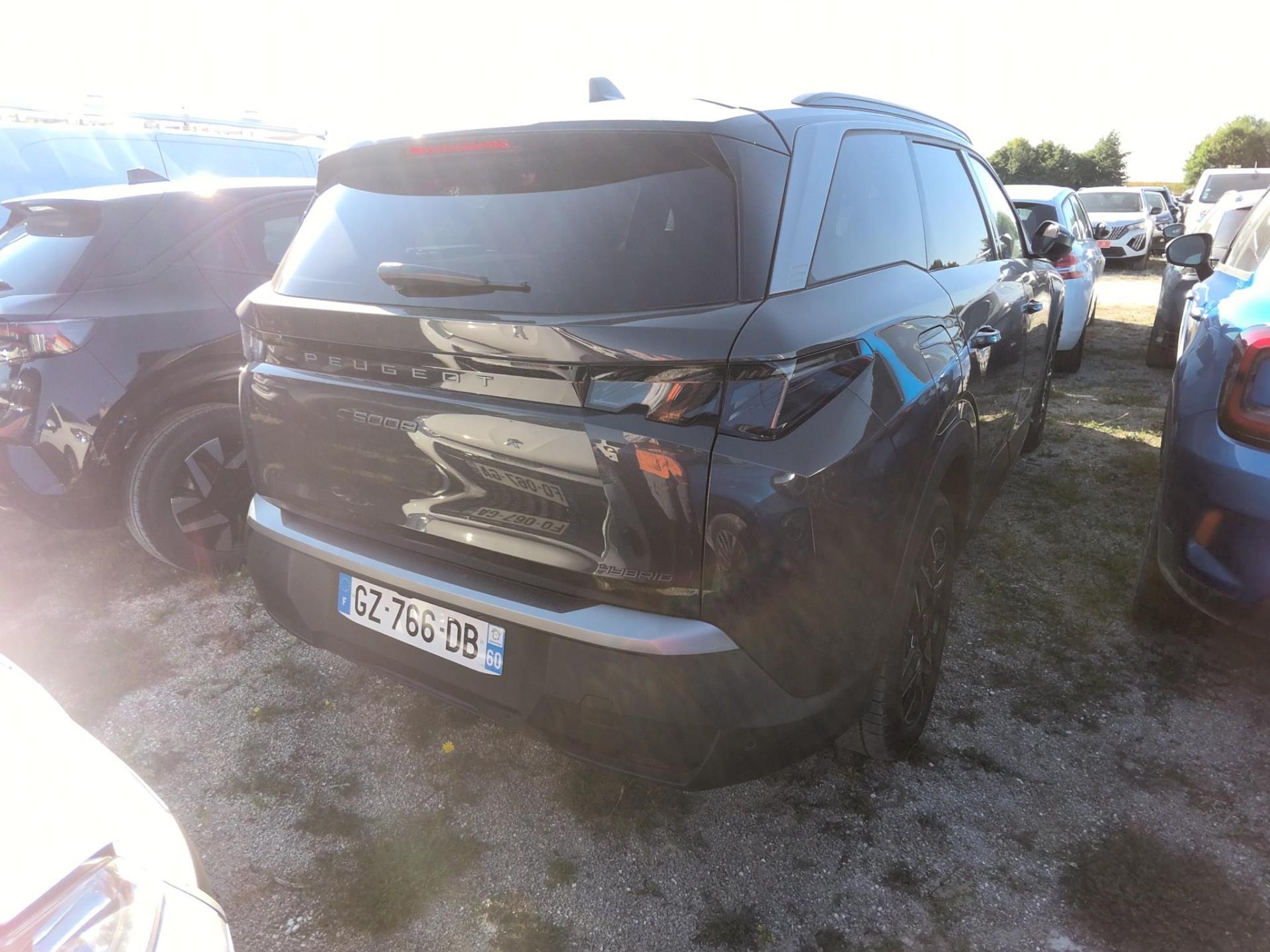 Peugeot 5008 Hybrid 136 e-DCS6 GT 2024