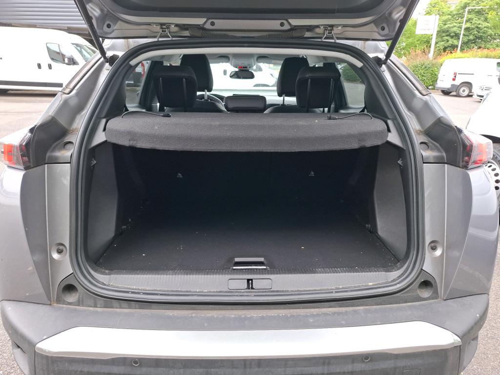 Peugeot 2008 BlueHDi 130 S&S EAT8 Allure Pack 2022