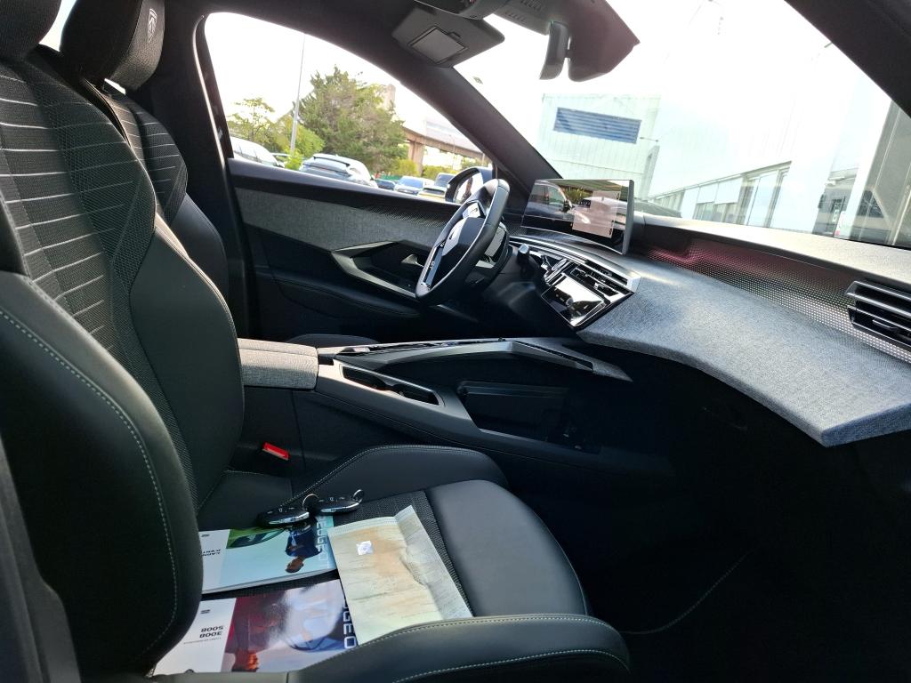 Peugeot 3008 Hybrid 145 e-DCS6 GT 2025