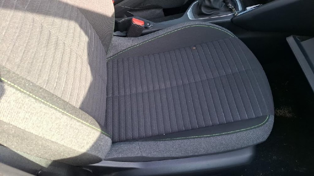 Foto Peugeot 208 15