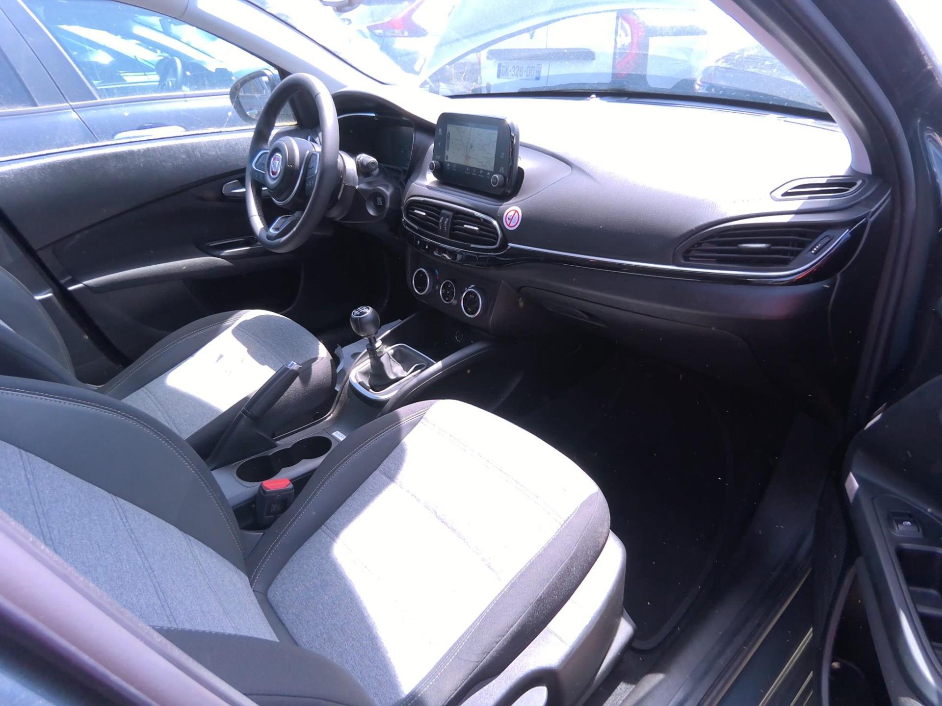 FIAT Tipo Cross SW 1.6 Multijet 130 ch S&S Plus 2022