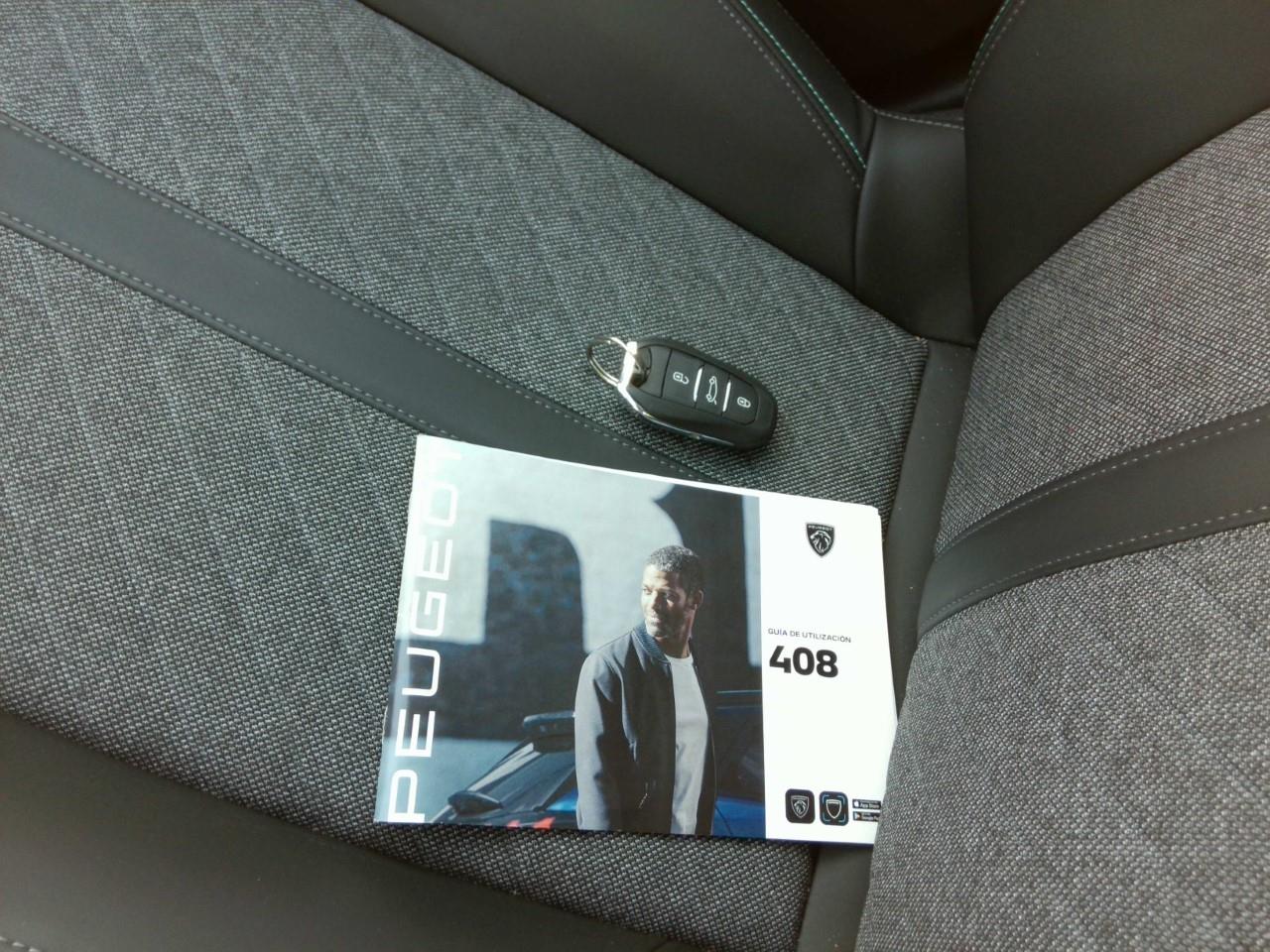 Foto Peugeot 408 8