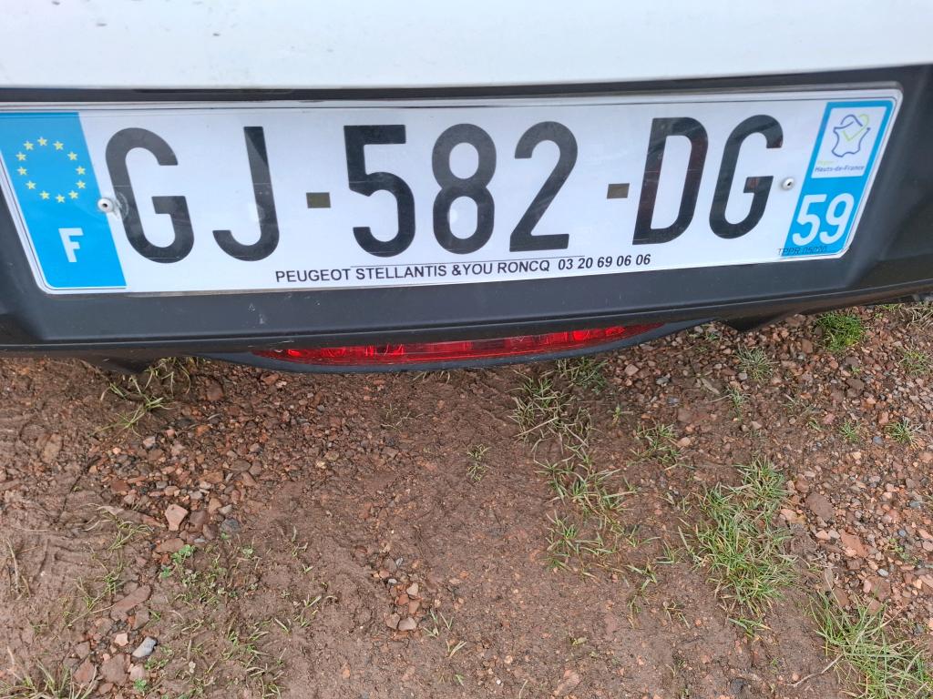 Peugeot 208 BLUEHDI 100 S&S BVM6 PREMIUM 2022