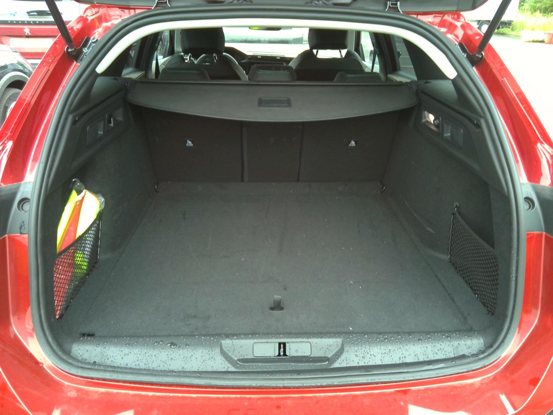 Peugeot 308 SW PHEV 180 e-EAT8 Allure 2024