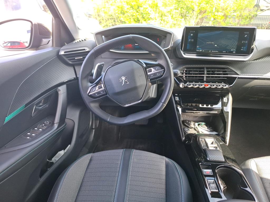Peugeot 2008 BlueHDi 130 S&S EAT8 Allure Pack 2022