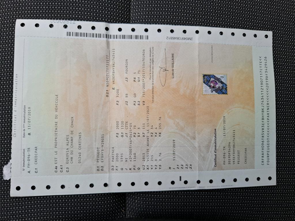 Peugeot PARTNER FOURGON STANDARD 650 KG BLUEHDI 100 S&S BVM5 PREMIUM 2019