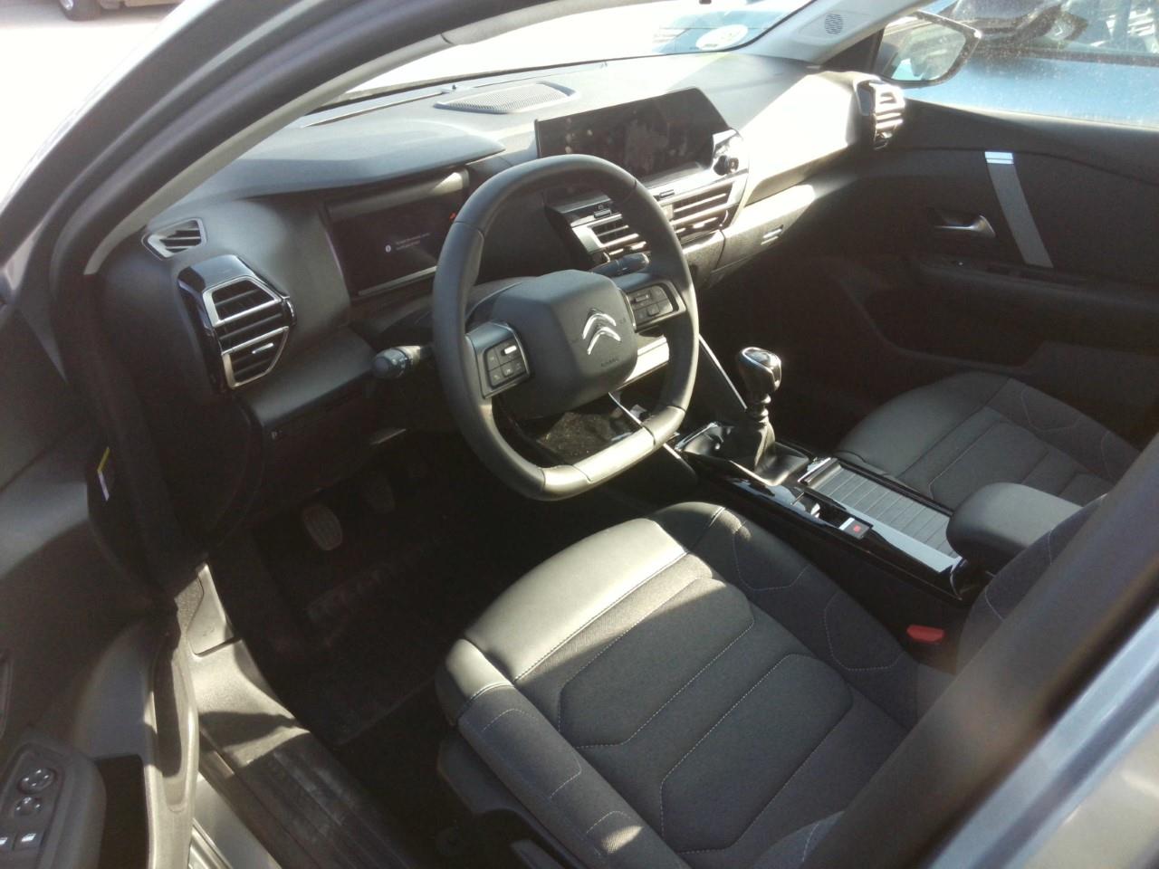 Foto Citroën C4 X 3