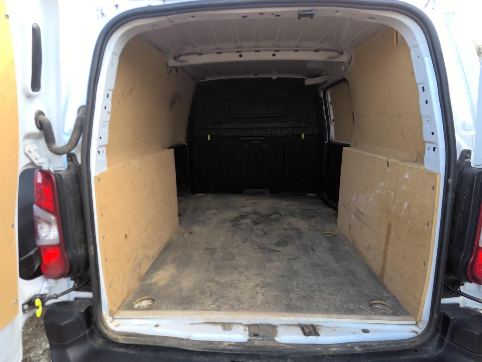 Peugeot PARTNER FOURGON XL 950 KG BLUEHDI 100 S&S BVM6  2023